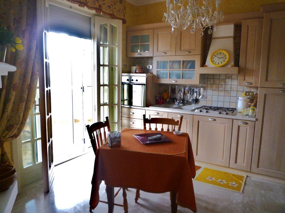 B&B Lu Sule Torchiarolo Εξωτερικό φωτογραφία