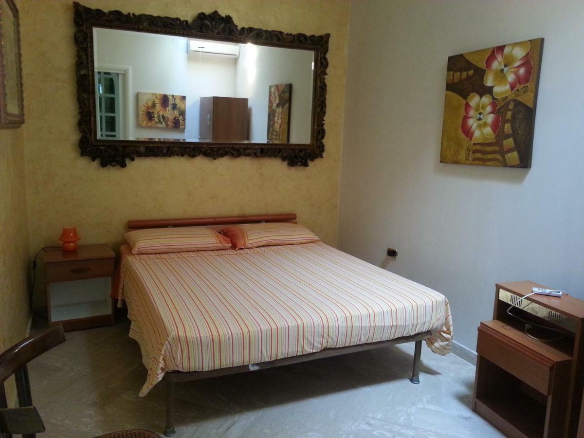 B&B Lu Sule Torchiarolo Εξωτερικό φωτογραφία